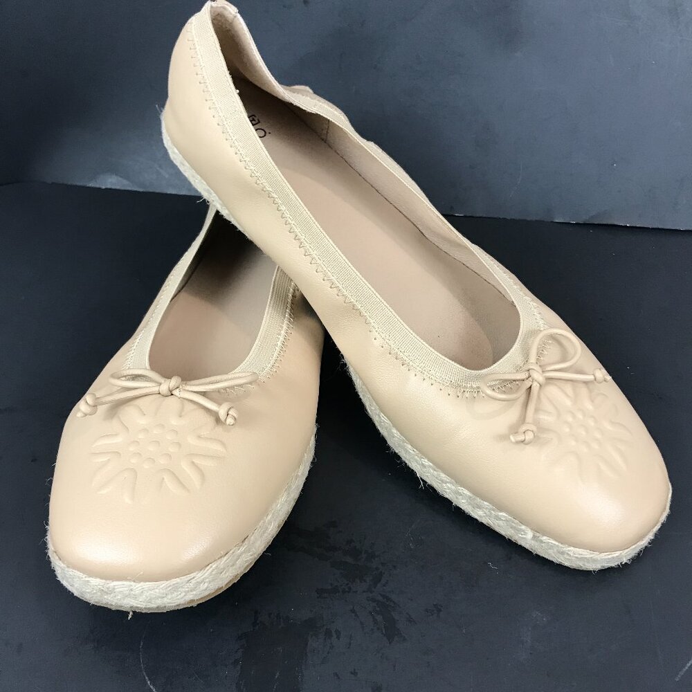 Women's Frye Tan leather Ballet flats Size 9